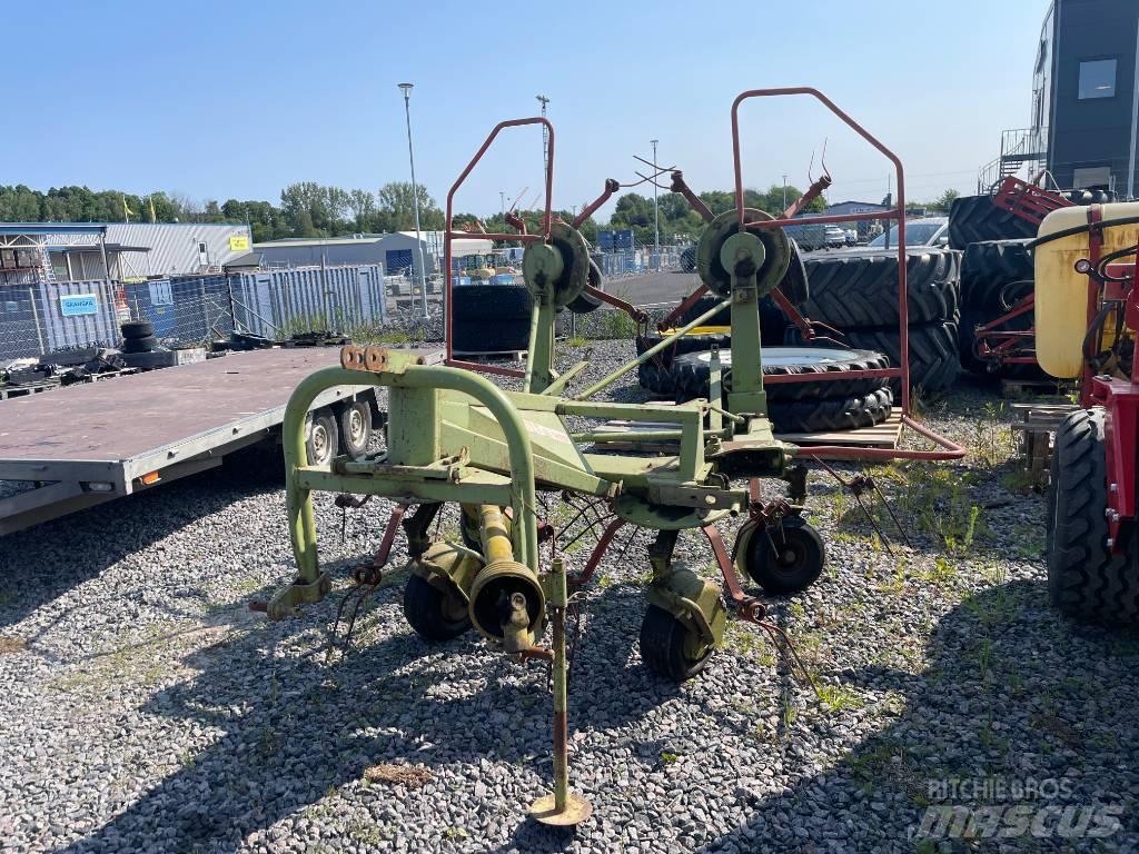 CLAAS W 600 Τσουγκράνες και χορτοξηραντικές μηχανές