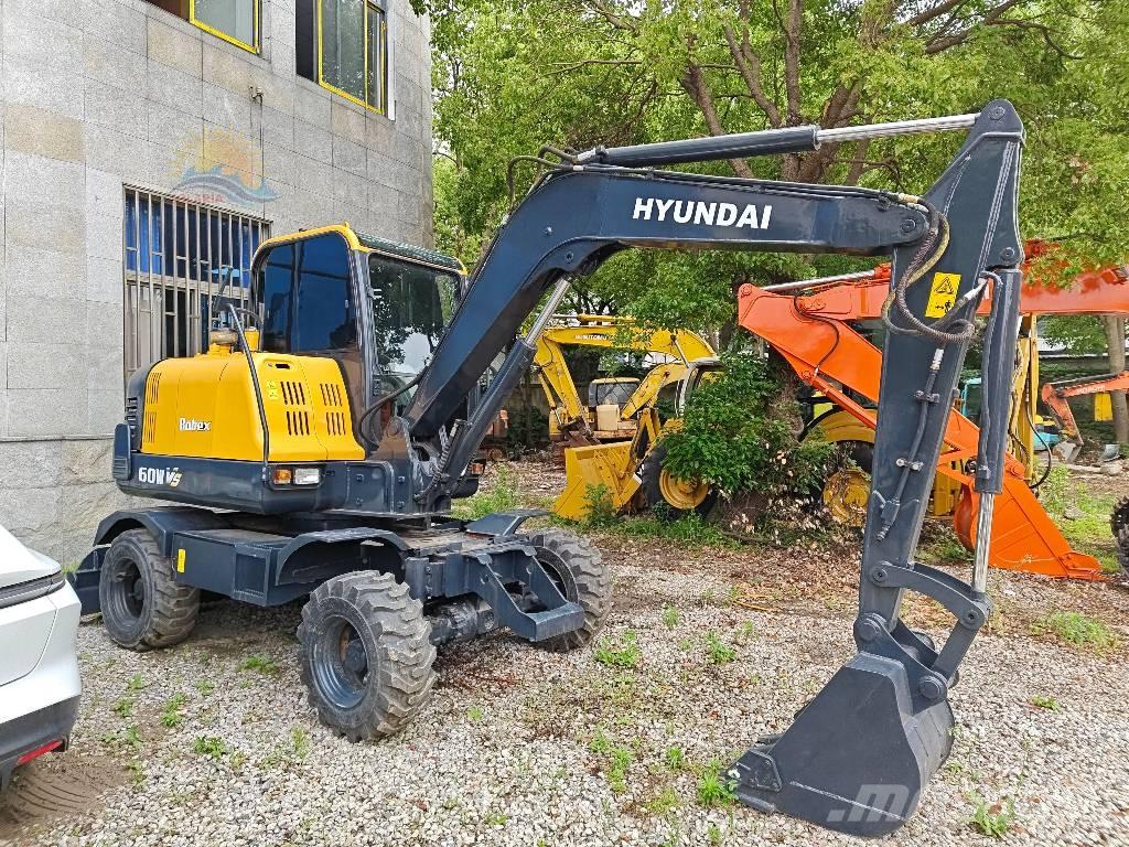 Hyundai R60 Εκσκαφείς με τροχούς - λάστιχα