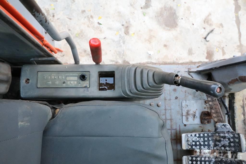 Hitachi ZX 200 LC-3 Εκσκαφείς με ερπύστριες