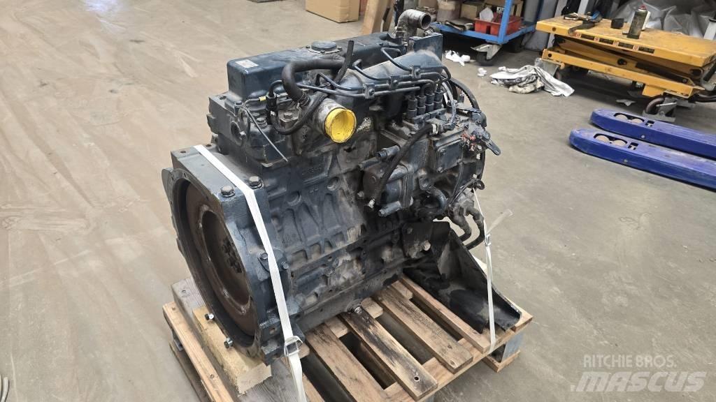 Kubota V2403 Κινητήρες