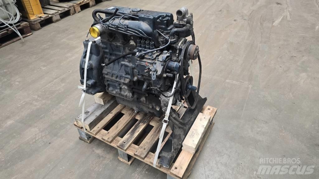 Kubota V2403 Κινητήρες