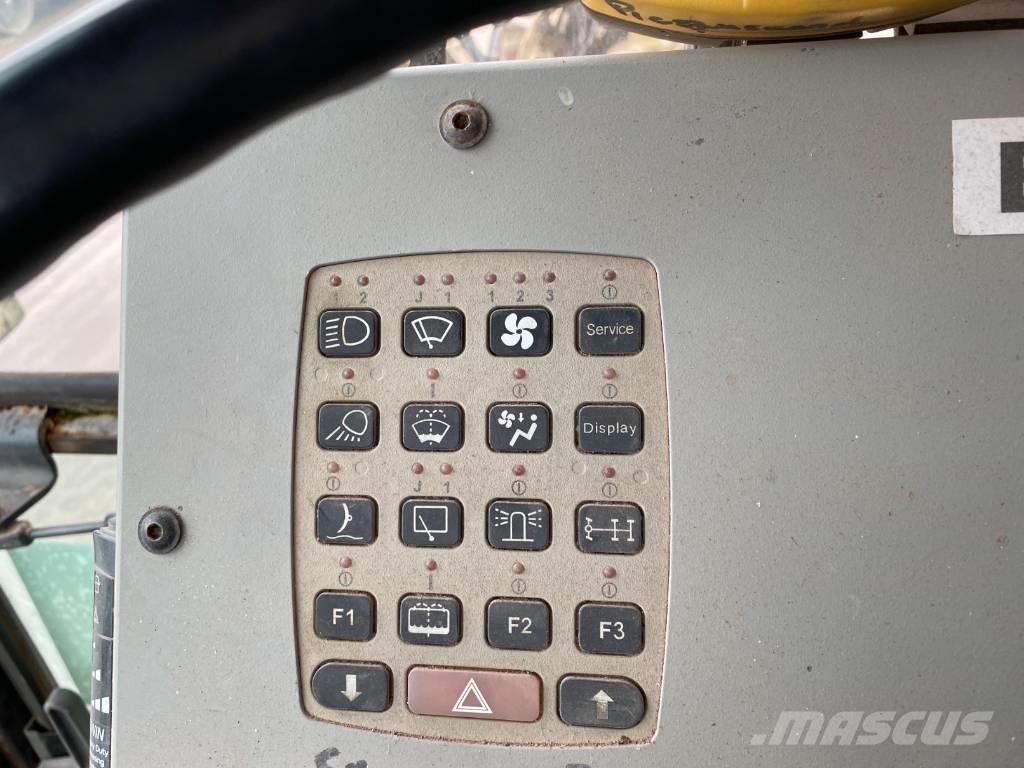 New Holland F 156.6 Γκρέιντερς