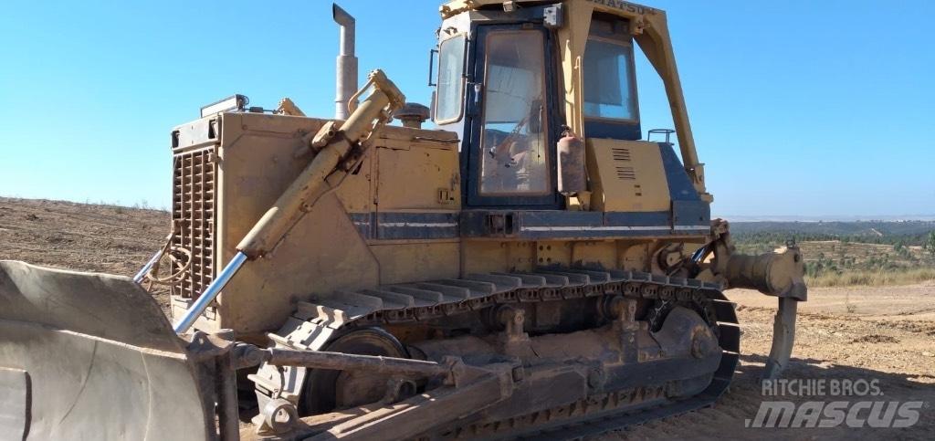 Komatsu D 85 E-21 Μπουλντόζες με ερπύστριες