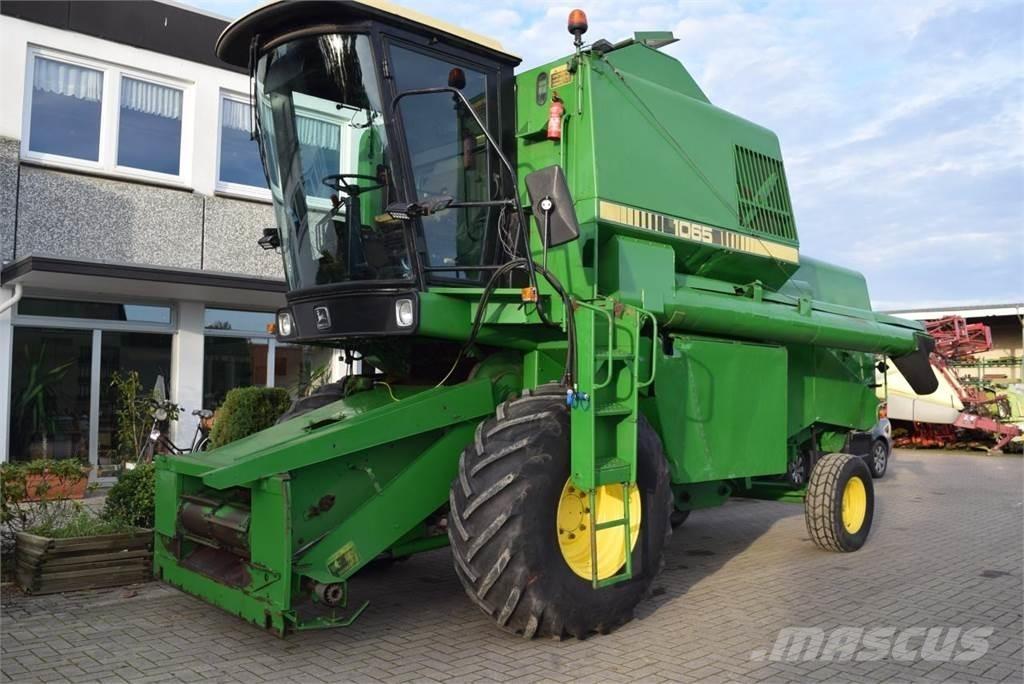 John Deere 1065 Θεριζοαλωνιστικές μηχανές
