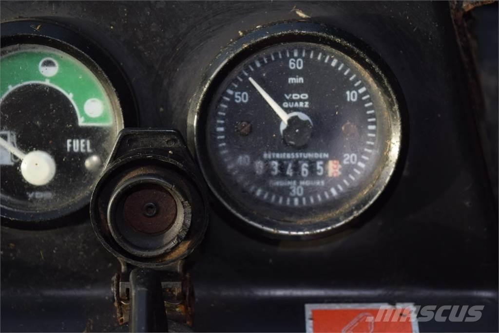 John Deere 1065 Θεριζοαλωνιστικές μηχανές
