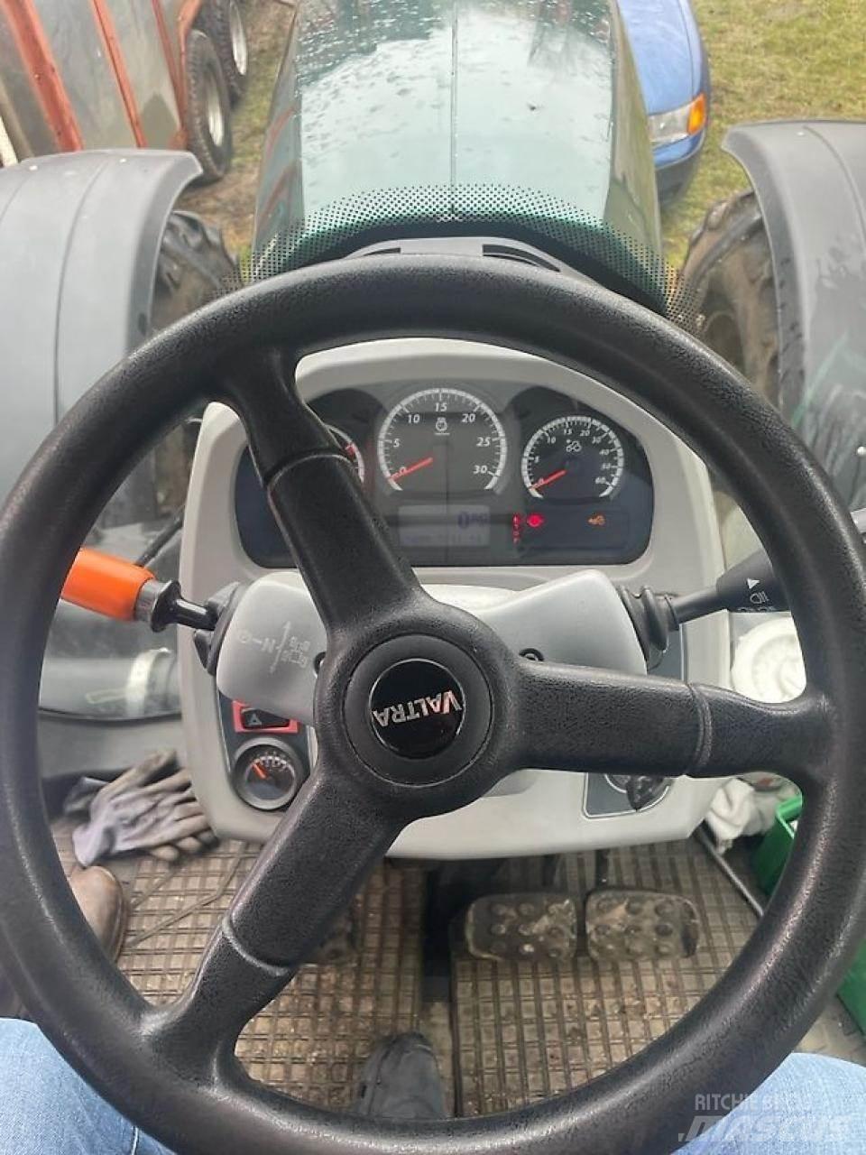 Valtra T 174 E Τρακτέρ