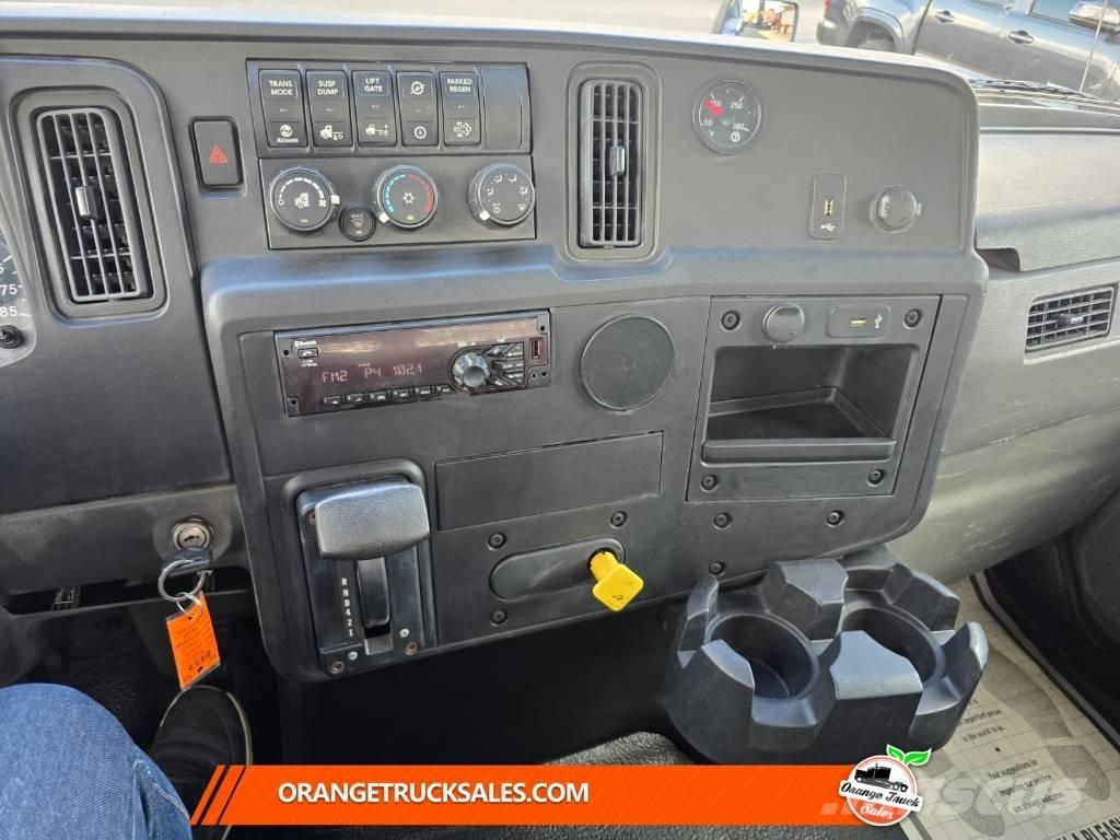 International MV607 Φορτηγά Kαρότσα με ανοιγόμενα πλαϊνά