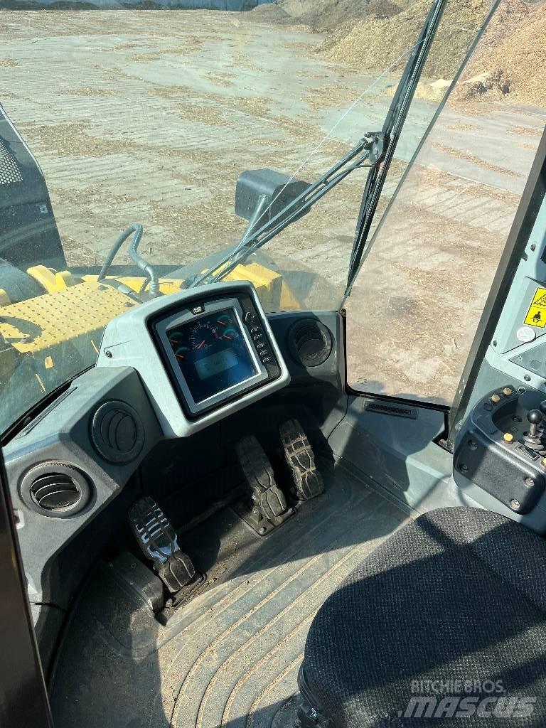 CAT 966K Φορτωτές με λάστιχα (Τροχοφόροι)