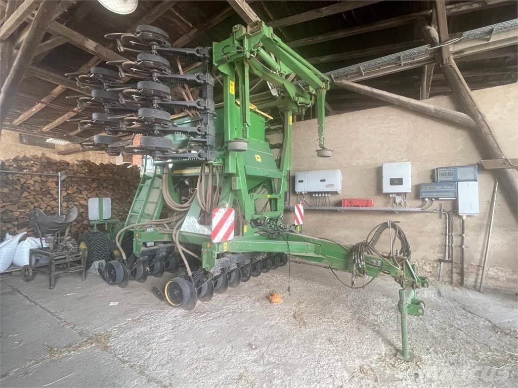 John Deere 750 A Σπορείς