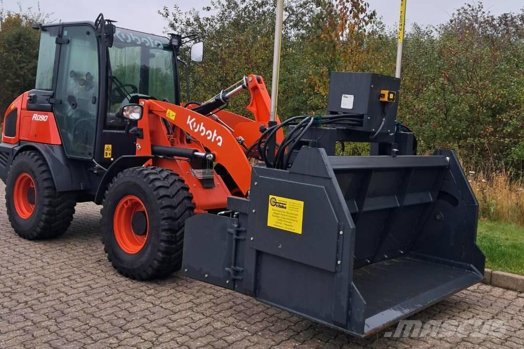 Kubota R 090 Φορτωτές με λάστιχα (Τροχοφόροι)