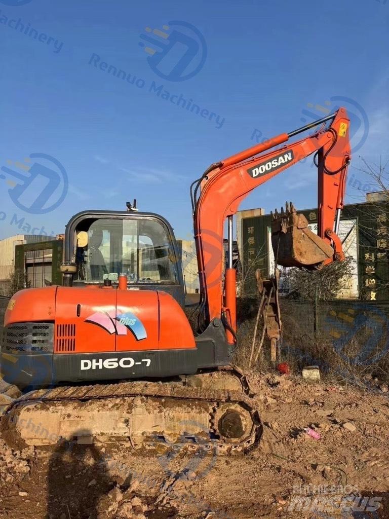 Doosan DH 60 Εκσκαφείς με ερπύστριες