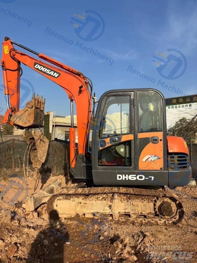 Doosan DH 60 Εκσκαφείς με ερπύστριες