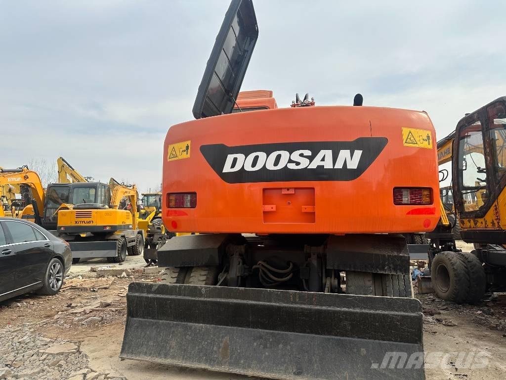 Doosan DX 150W -9 Εκσκαφείς με τροχούς - λάστιχα