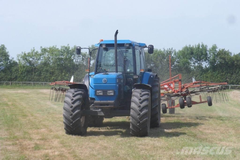 New Holland 8340 Τρακτέρ
