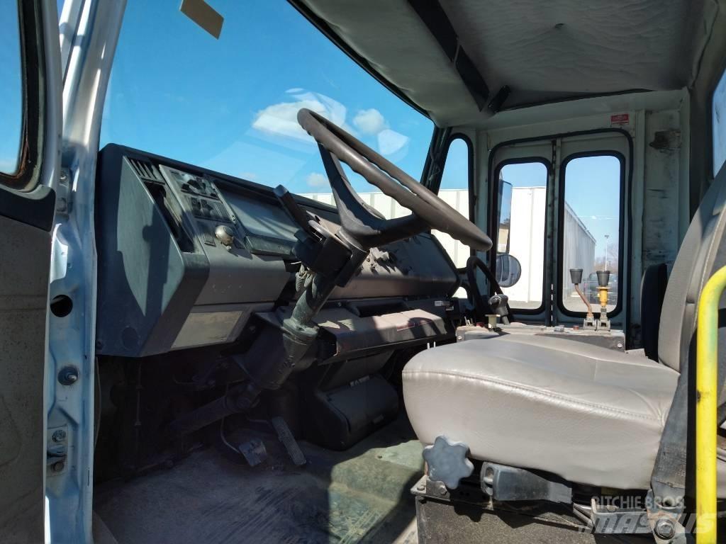 Freightliner FL80 Απορριμματοφόρα