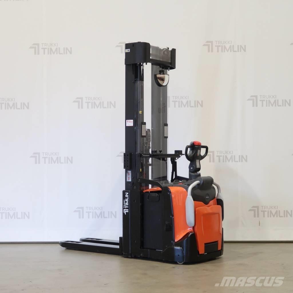 Toyota SPE160L Ηλεκτρικά παλετοφόρα με ιστό