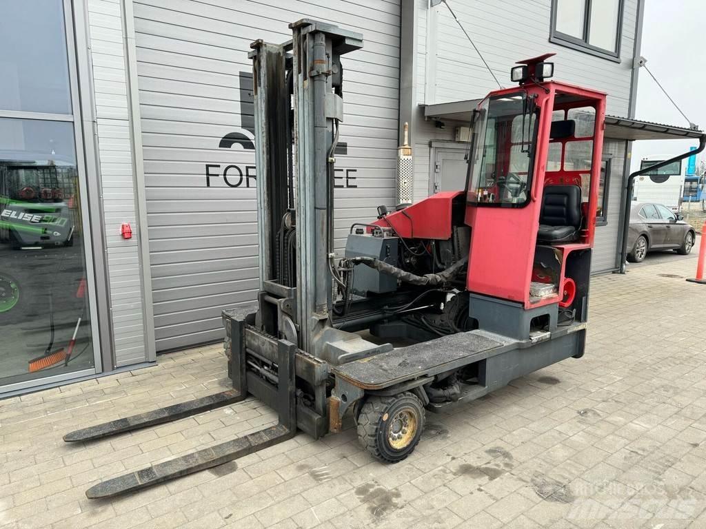 Combilift 4000 Γερανοί πλευρικής φόρτωσης εμπορευματοκιβωτίων