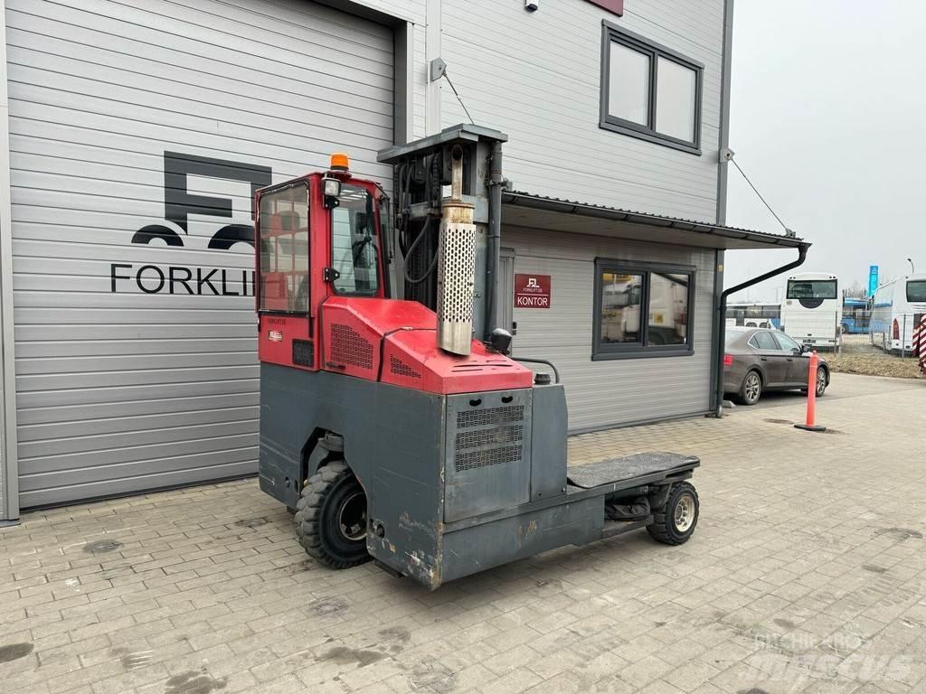 Combilift 4000 Γερανοί πλευρικής φόρτωσης εμπορευματοκιβωτίων