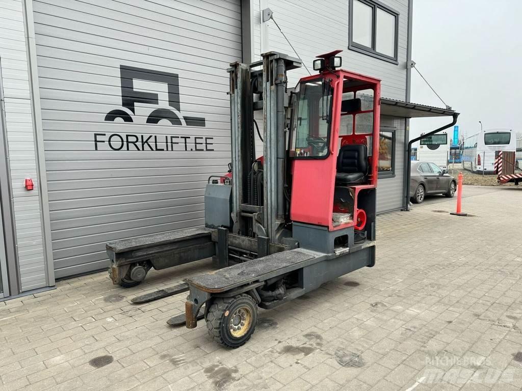 Combilift 4000 Γερανοί πλευρικής φόρτωσης εμπορευματοκιβωτίων