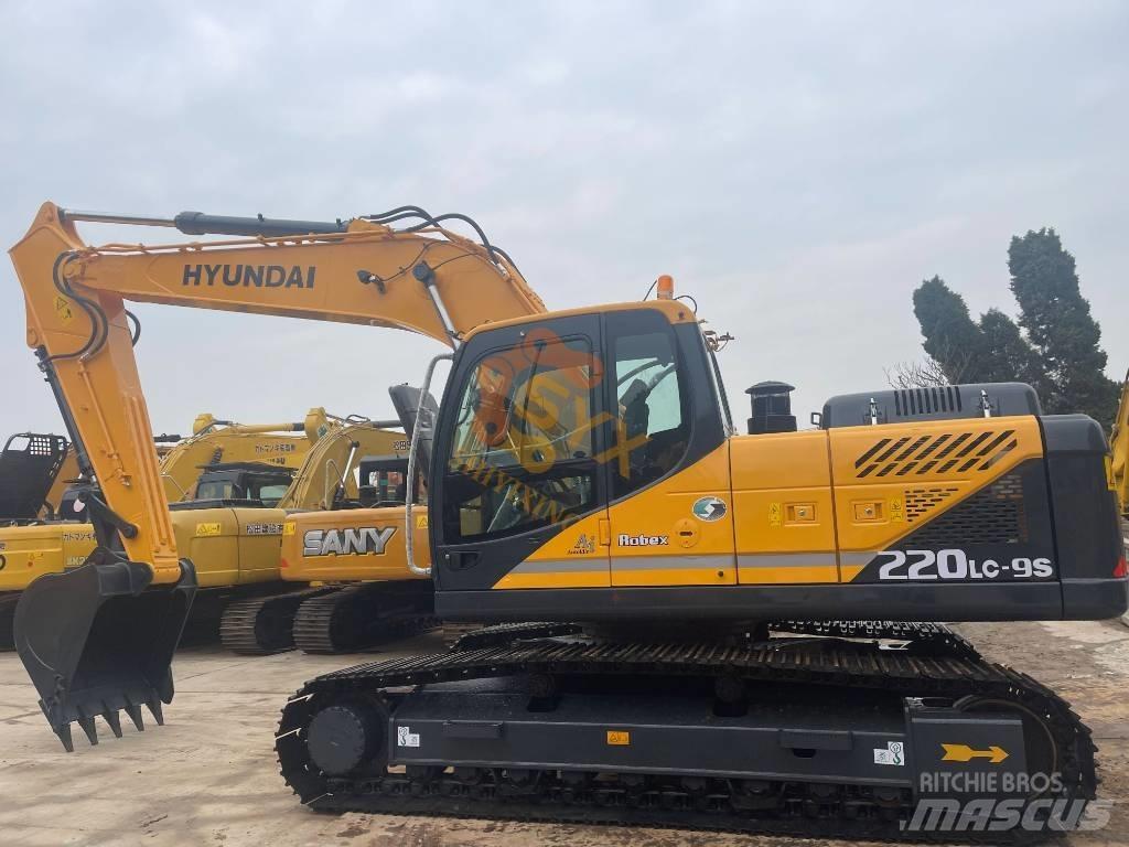 Hyundai Robex 220 Εκσκαφείς με ερπύστριες