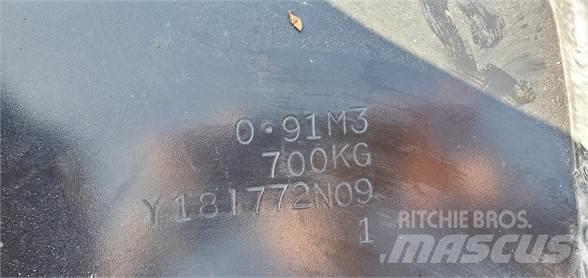 Hitachi  Κουβάδες