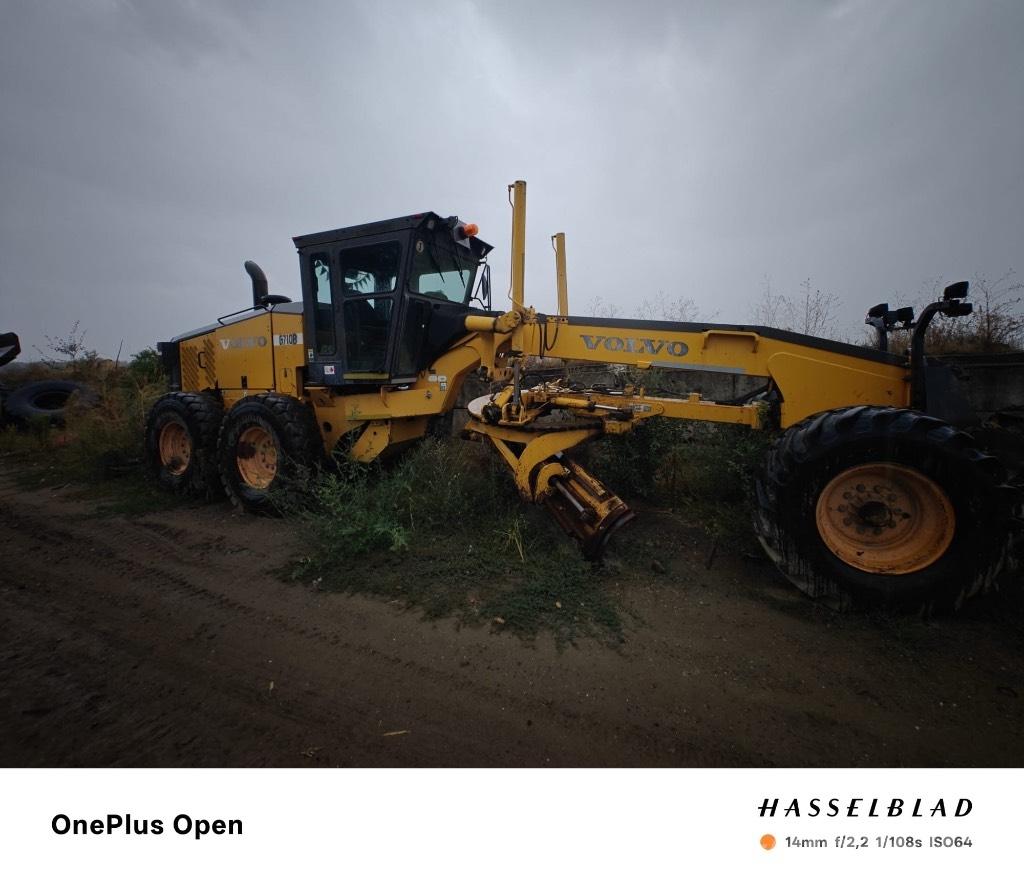  Greder Volvo G710 Μπούμες και κουτάλες