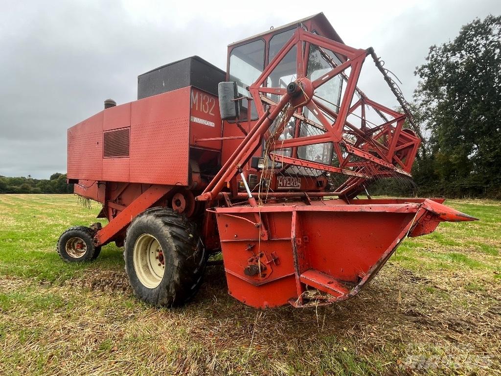 Lavarda M132 Θεριζοαλωνιστικές μηχανές
