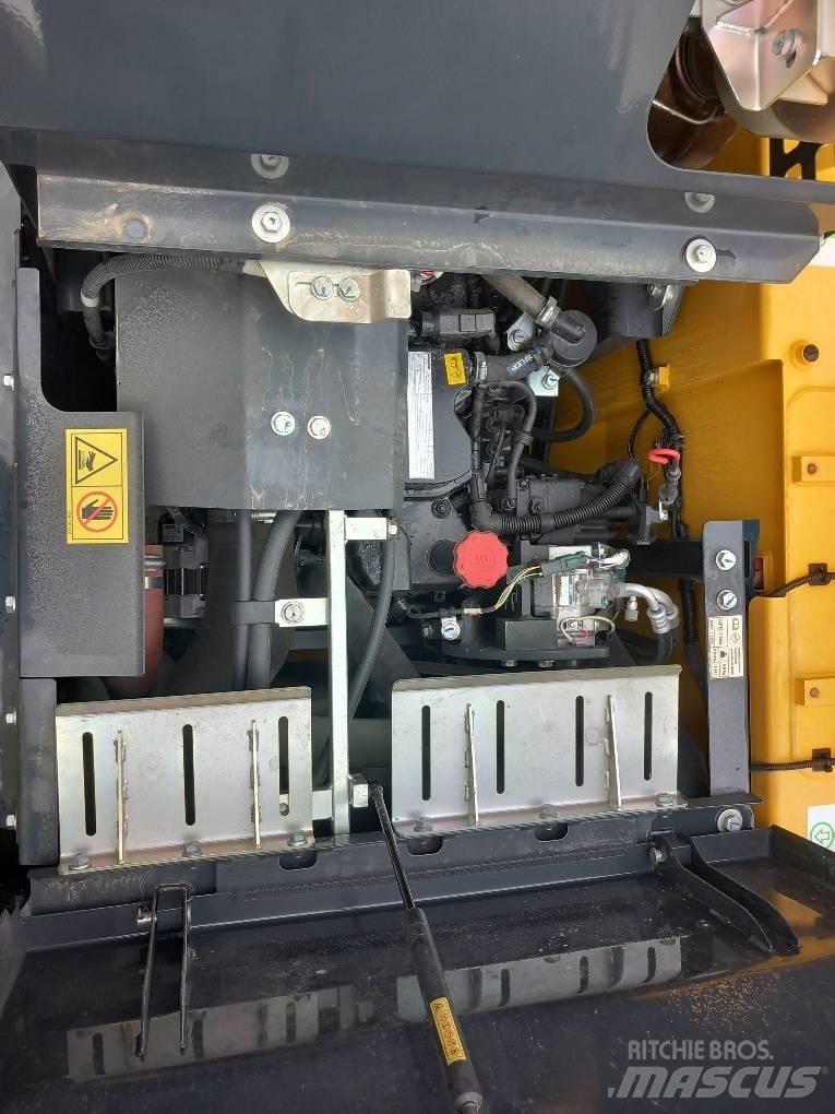 Komatsu PW160-11E0 Εκσκαφείς με τροχούς - λάστιχα