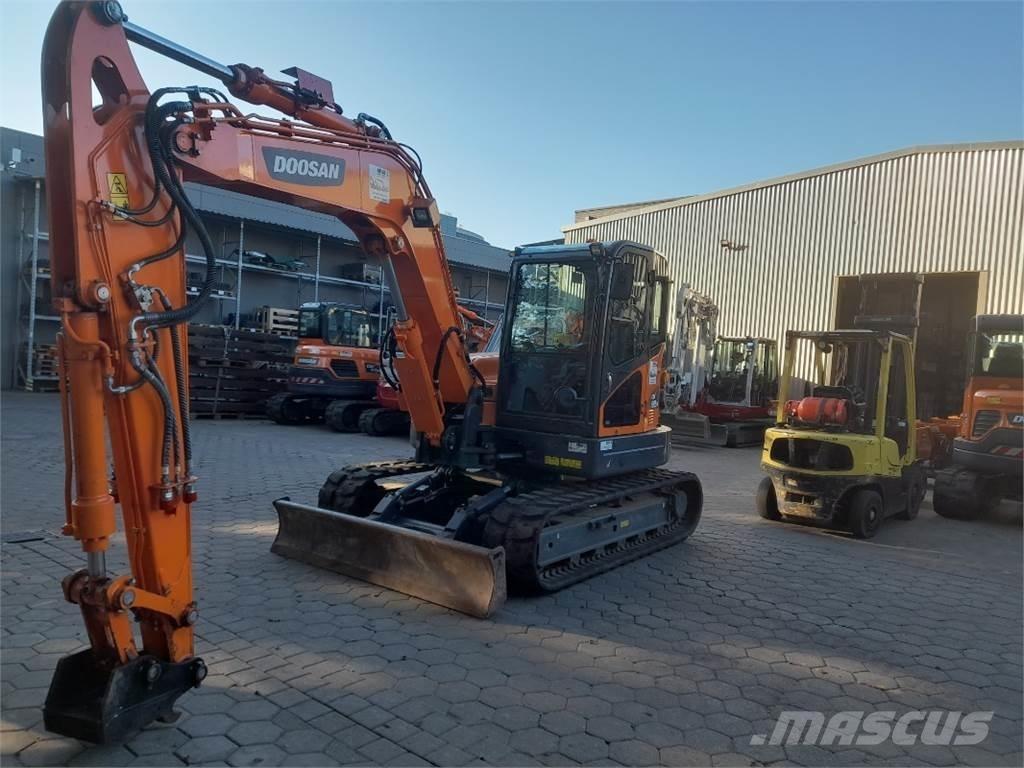 Doosan DX85R-3 Μίνι εκσκαφείς 7t - 12t