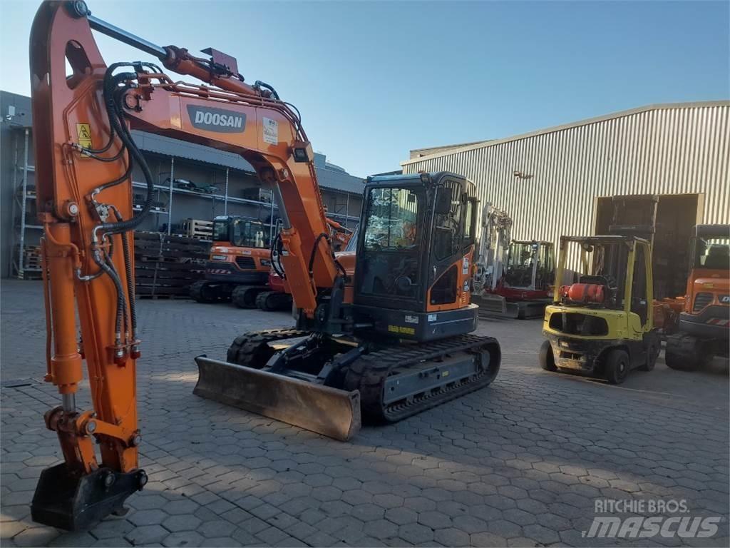 Doosan DX85R-3 Μίνι εκσκαφείς 7t - 12t