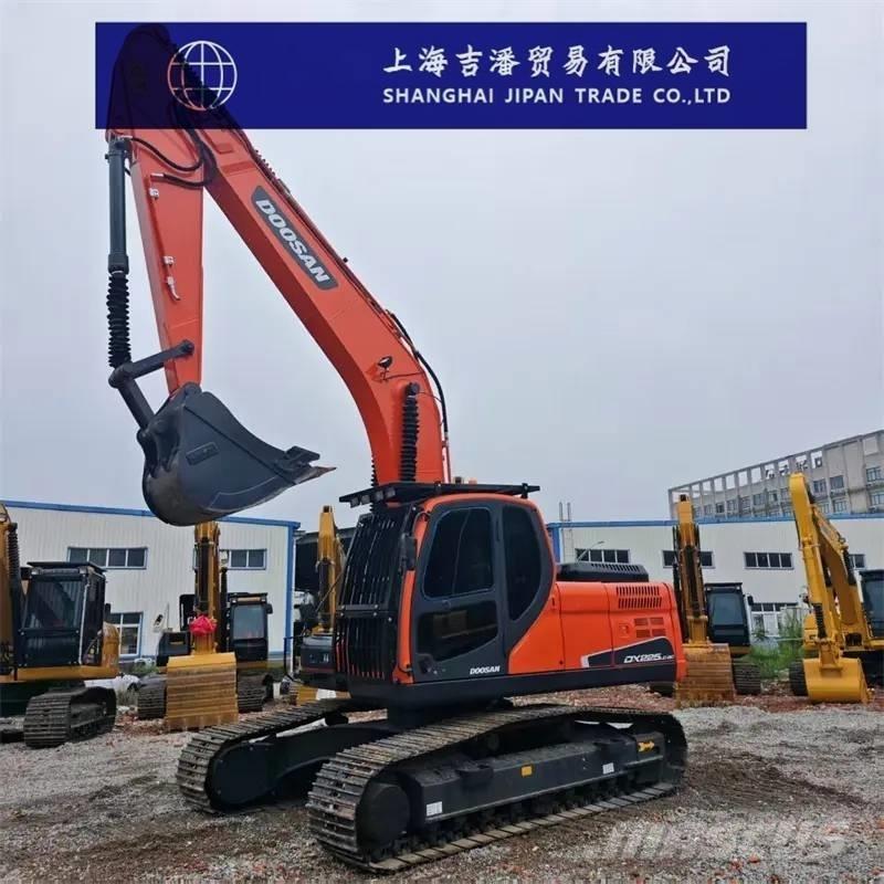 Doosan DX 225 Εκσκαφείς με ερπύστριες