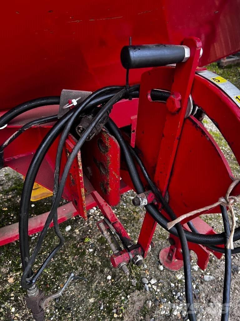 Bredal B 2 Διασκορπιστές κοπριάς