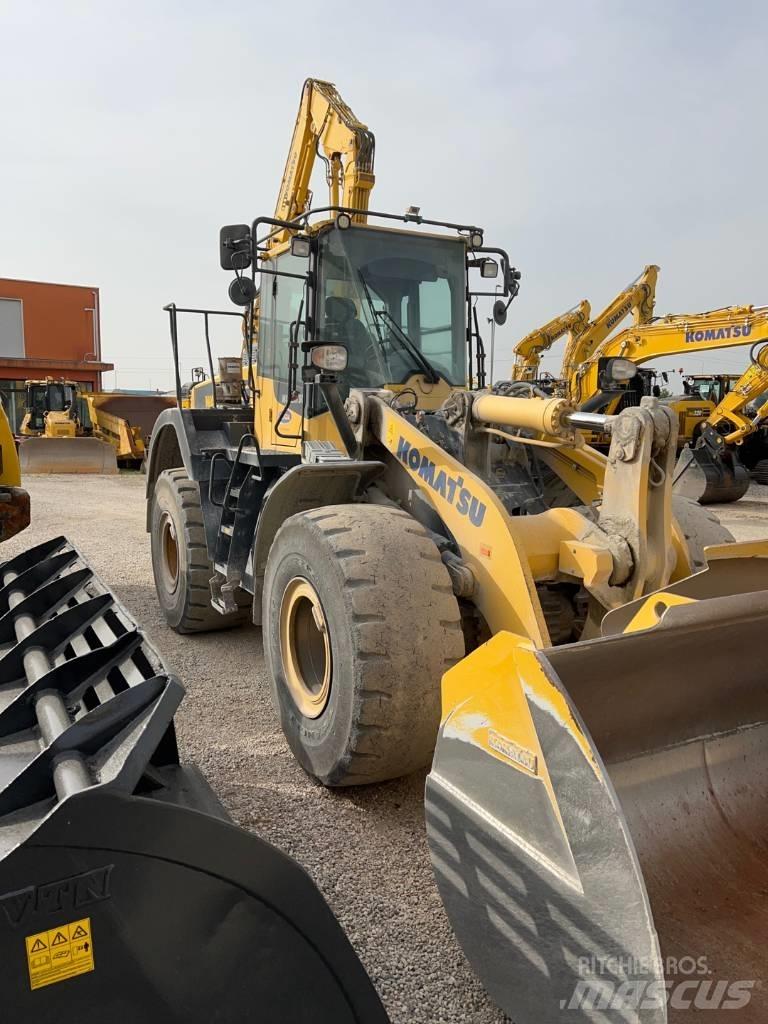 Komatsu WA 380-8 Φορτωτές με λάστιχα (Τροχοφόροι)