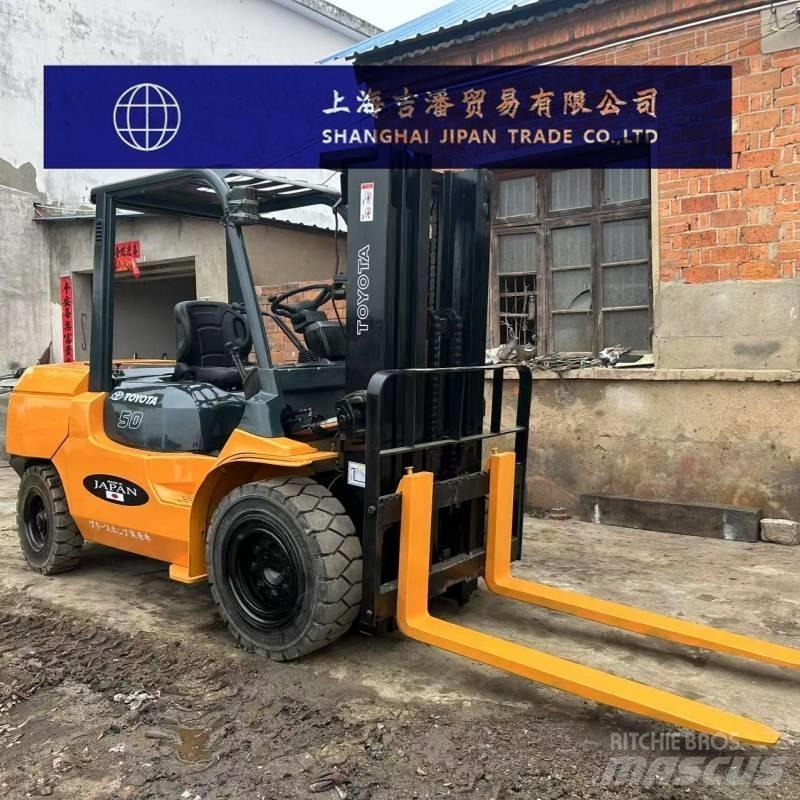 Toyota 5 ton Πετρελαιοκίνητα Κλαρκ