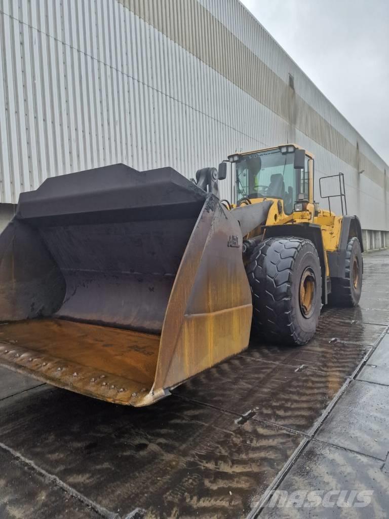 Volvo L 220 F Φορτωτές με λάστιχα (Τροχοφόροι)