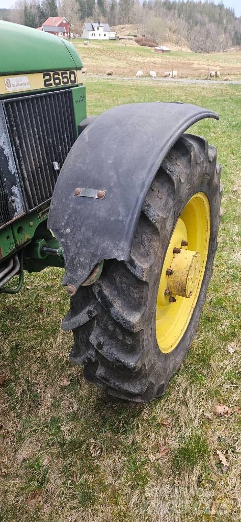 John Deere 2650 Τρακτέρ
