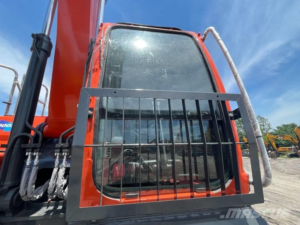 Doosan DX 300 Εκσκαφείς με ερπύστριες