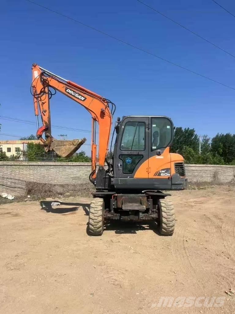 Doosan DX60W Εκσκαφείς με τροχούς - λάστιχα