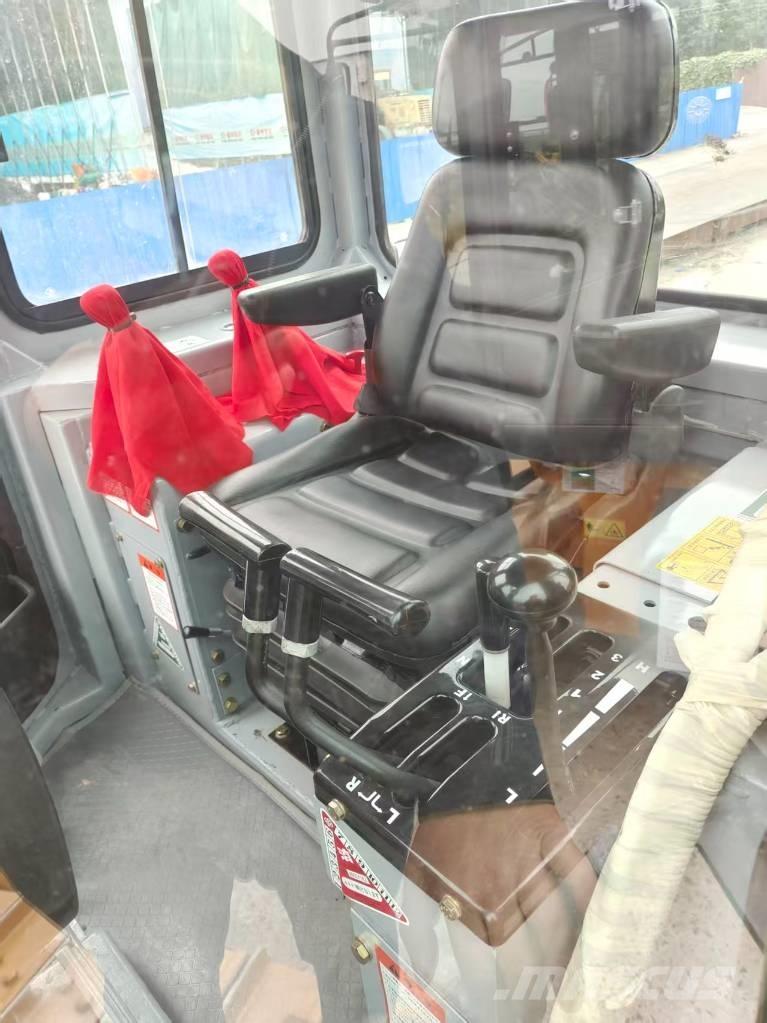 CAT D6G Μπουλντόζες με ερπύστριες