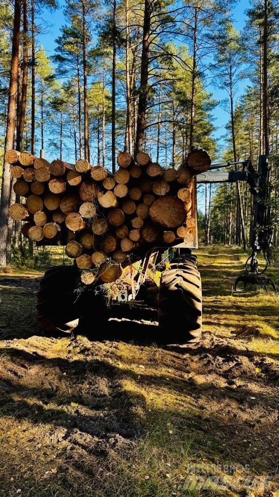 John Deere 1010G Μεταφορείς ξυλείας