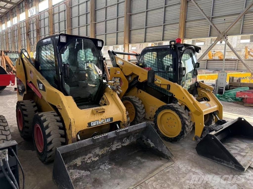 CAT 246C and 262D Φορτωτάκια