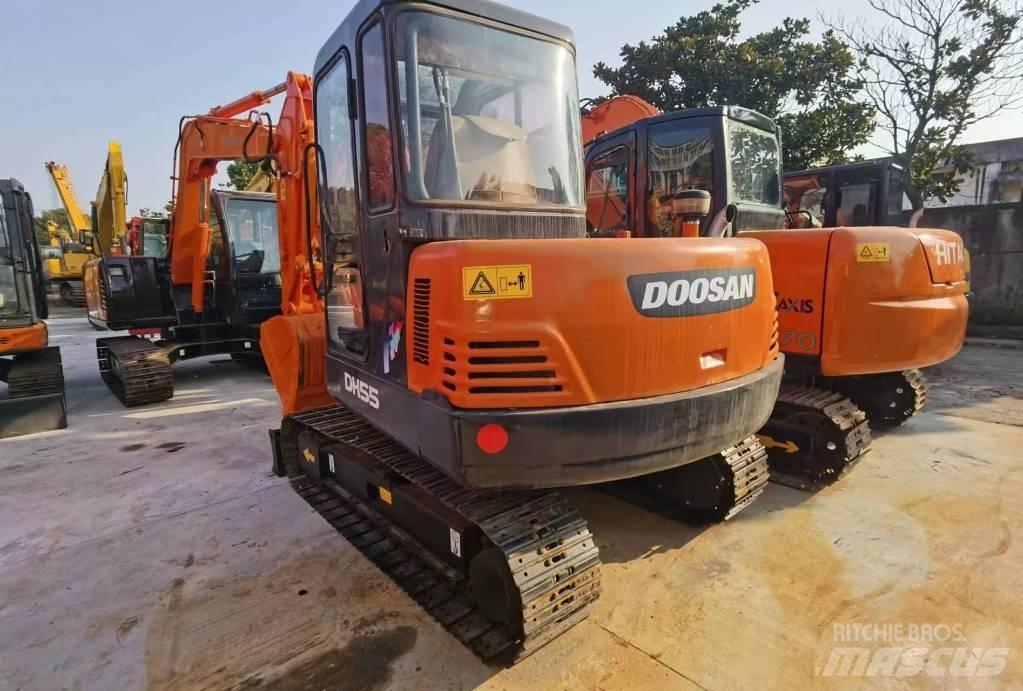 Doosan DH55 Εκσκαφείς με ερπύστριες