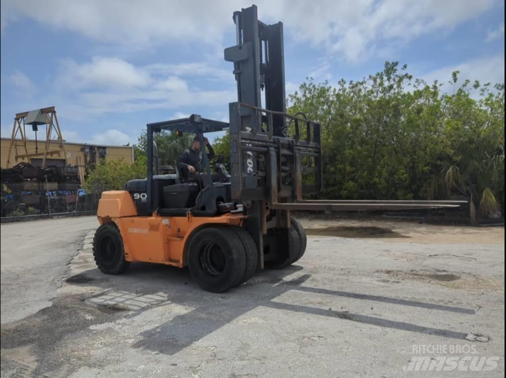 Doosan D 90 S-7 Περονοφόρα ανυψωτικά κλαρκ - άλλα
