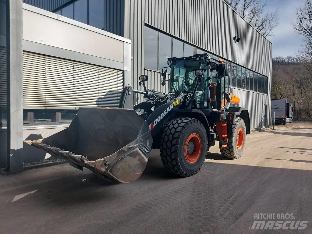 Develon DL 200-7 Φορτωτές με λάστιχα (Τροχοφόροι)