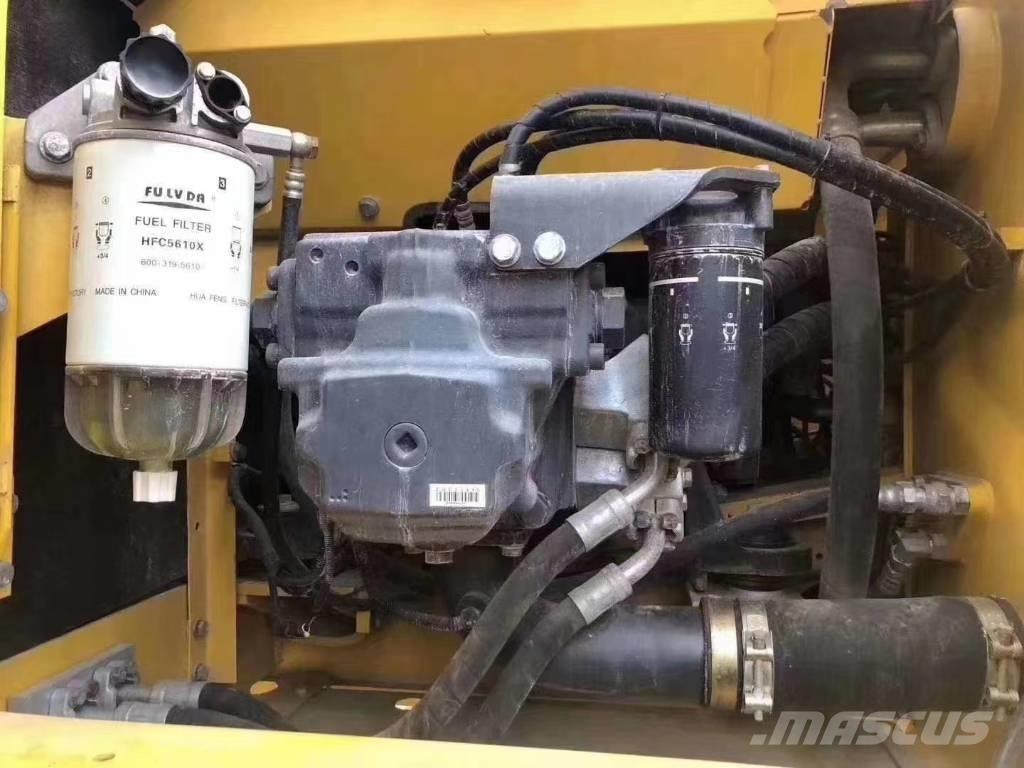 Komatsu PC 240 Εκσκαφείς με ερπύστριες