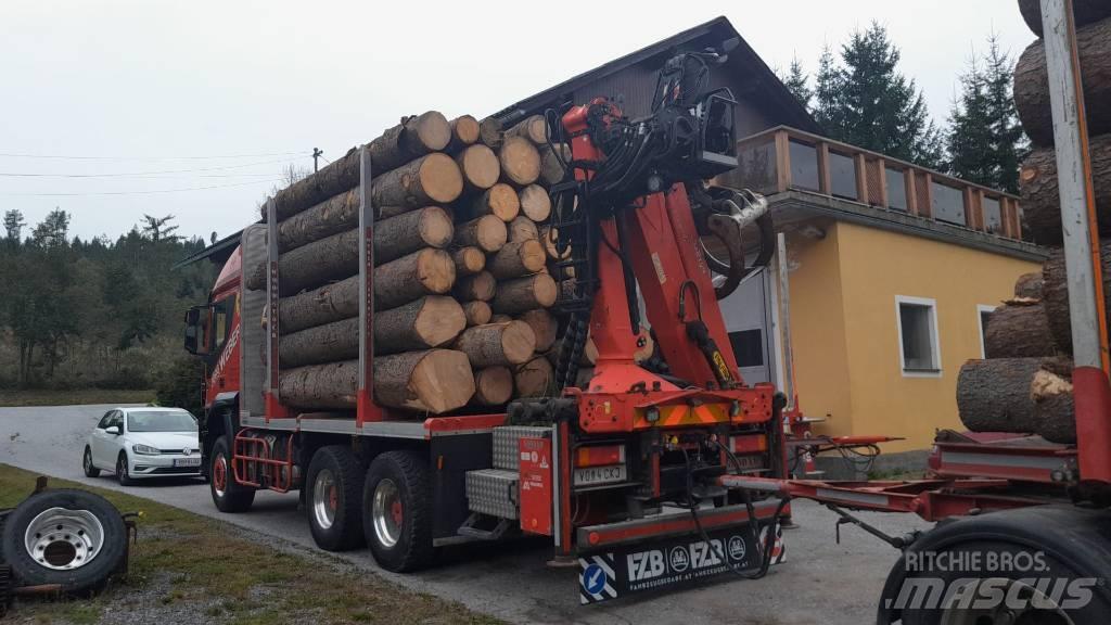 Iveco Trakker 450 Φορτηγά με Γερανό