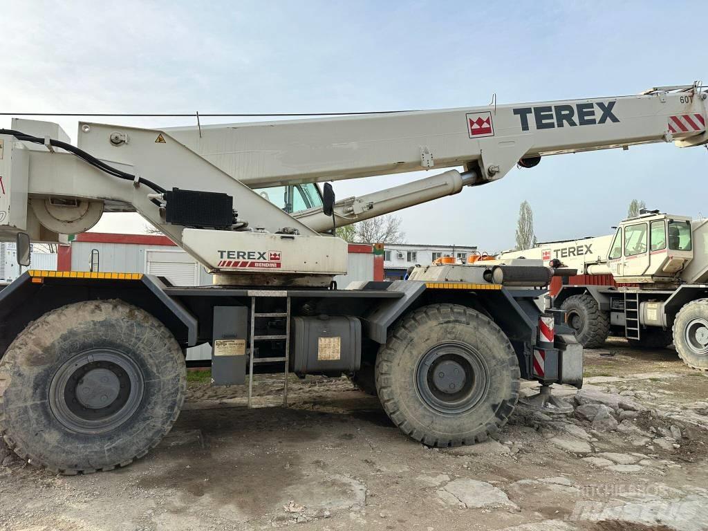 Terex A 600 Γερανοί ανώμαλου εδάφους