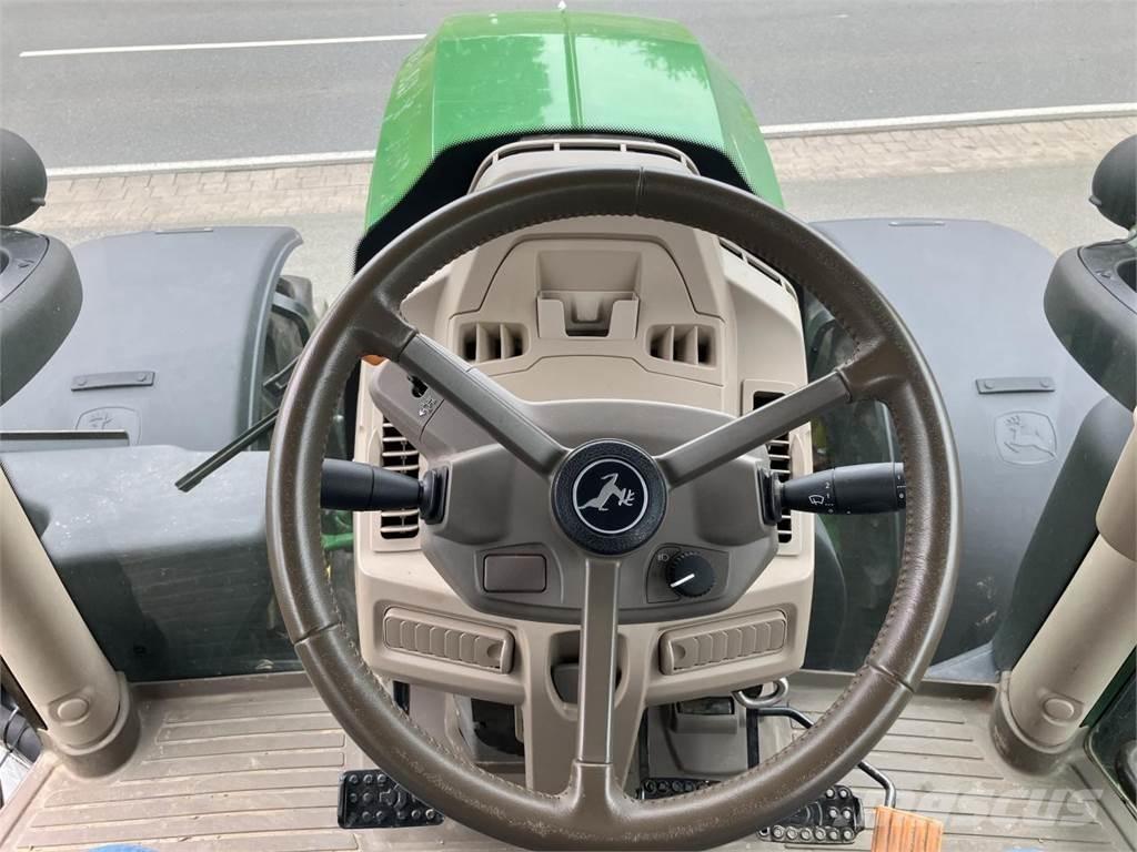 John Deere 6R 215 Τρακτέρ