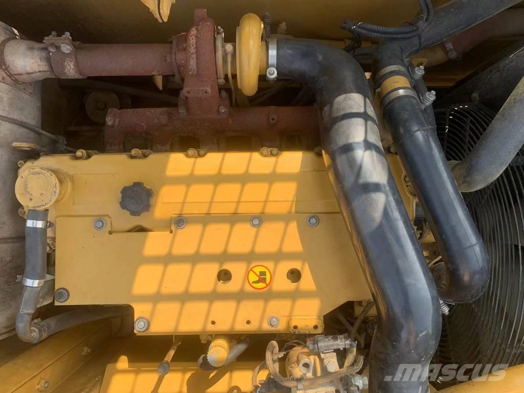 CAT 323 D L Εκσκαφείς με ερπύστριες