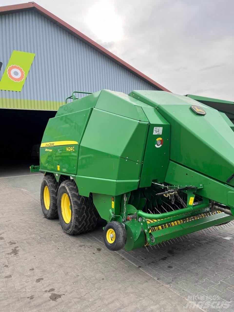 John Deere 1424 C Πρέσες τετράγωνων δεμάτων